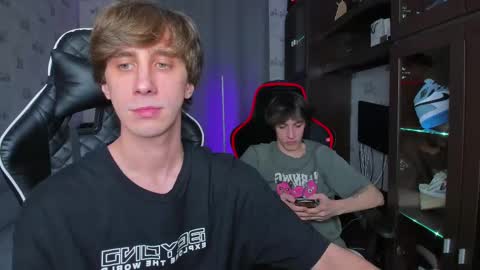 LOUIS online show from February 20, 7:19 pm