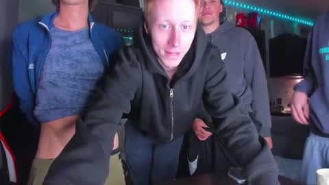 LOUIS online show from October 3, 9:45 pm