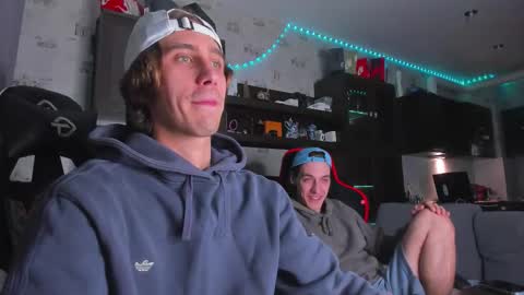 LOUIS online show from October 4, 8:18 pm