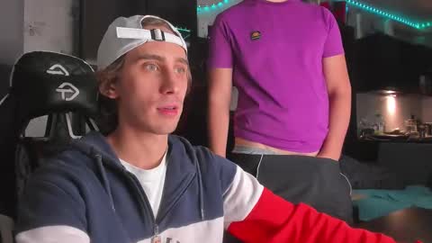 LOUIS online show from October 11, 8:07 pm