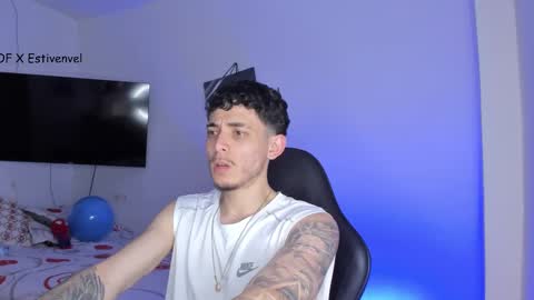 estivenvel online show from September 23, 5:38 pm