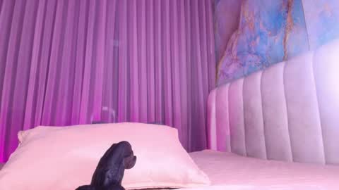 Snapshot of estrella_hanks_ chatting on June 7, 11:58 am Estrella online show from June 7, 11:58 am