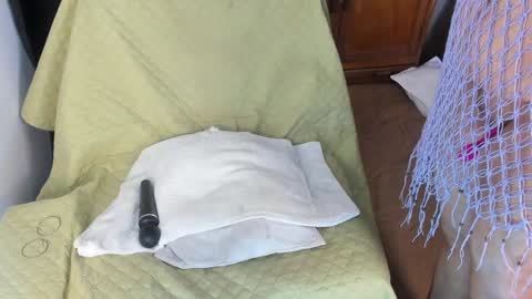 - E S T R E L L A  M I L F - online show from January 4, 1:52 am