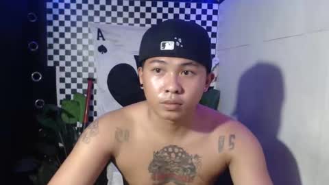 im esward tynn online show from November 25, 8:25 am