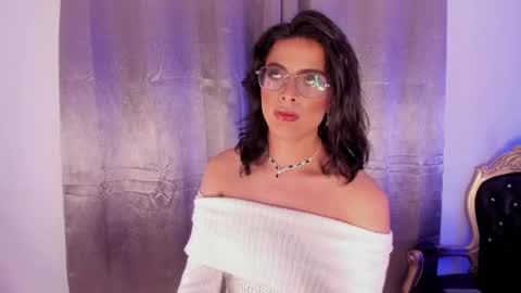 Snapshot of eterea_blow chatting on March 11, 8:41 am Eterea online show from March 11, 8:41 am