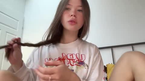 nika 3 online show from October 31, 1:45 pm