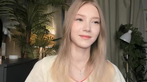 Natalie online show from November 21, 5:39 am