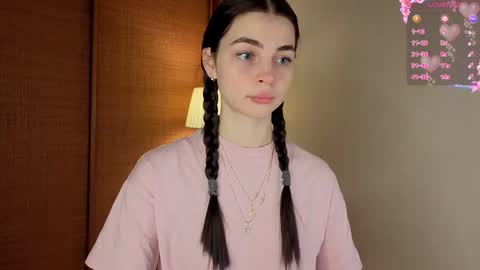 Snapshot of eternity_is_endless chatting on November 3, 7:53 am Mary online show from November 3, 7:53 am