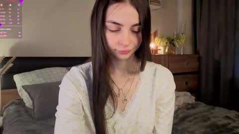 Snapshot of eternity_is_endless chatting on November 8, 7:52 am Mary online show from November 8, 7:52 am