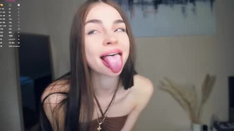 Mary online show from March 18, 7:44 am