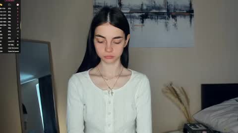 Mary online show from June 9, 7:42 am