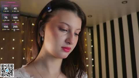 Elsa online show from November 30, 6:12 pm