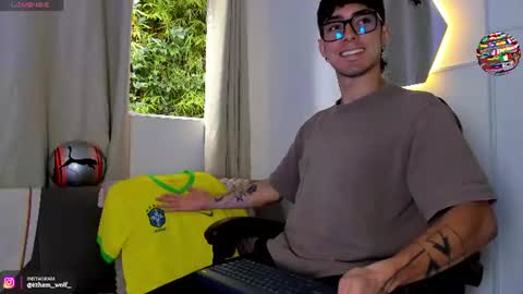 etham_wolf1 online show from June 23, 6:39 pm