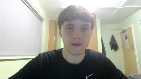 Snapshot of ethan404666 chatting on March 10, 12:04 am ethan404666 online show from March 10, 12:04 am