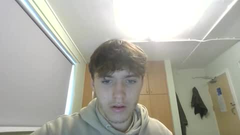 Snapshot of ethan404666 chatting on March 12, 1:17 pm ethan404666 online show from March 12, 1:17 pm