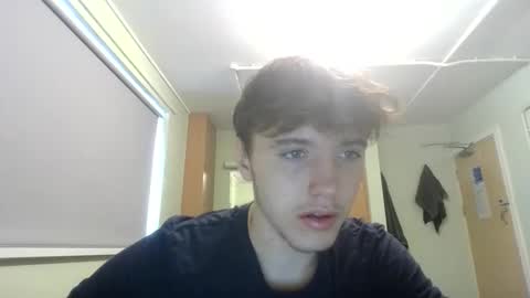 Snapshot of ethan404666 chatting on March 16, 11:03 am ethan404666 online show from March 16, 11:03 am