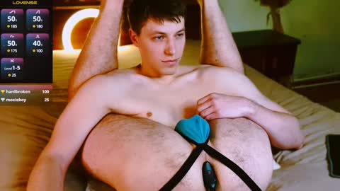 Ethan online show from December 9, 2:56 am