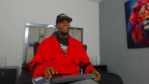 Ethan OPry online show from December 5, 7:54 pm