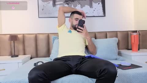 Ethan online show from March 3, 7:09 pm