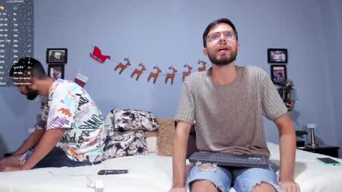 ADAM TAYLOR  ETHAN CAMBAL INDEPENDENT MODELS online show from December 6, 2:13 am