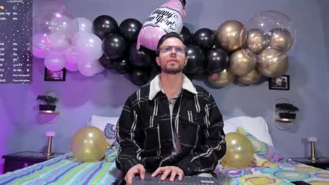 ADAM TAYLOR  ETHAN CAMBAL INDEPENDENT MODELS online show from December 31, 12:00 am