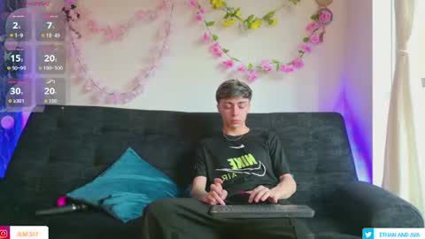 ethan and ava online show from August 2, 12:14 pm