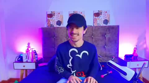 ethan  online show from July 16, 3:34 am