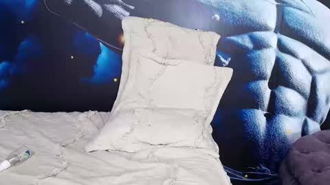 Snapshot of ethan_fox11 chatting on February 9, 6:16 pm King Ethan online show from February 9, 6:16 pm