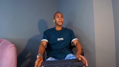 Snapshot of ethan_fox11 chatting on March 3, 2:26 pm King Ethan online show from March 3, 2:26 pm