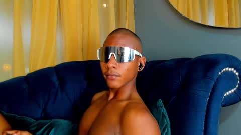 Snapshot of ethan_fox11 chatting on March 7, 5:38 pm King Ethan online show from March 7, 5:38 pm