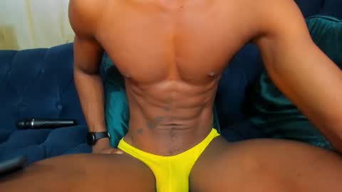 Snapshot of ethan_fox11 chatting on October 10, 2:38 pm King Ethan online show from October 10, 2:38 pm