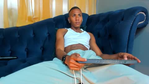 Snapshot of ethan_fox11 chatting on November 5, 3:12 pm King Ethan online show from November 5, 3:12 pm