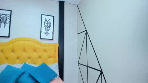 E T H A N  online show from January 31, 7:45 pm