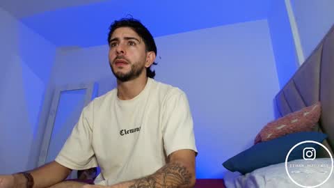 Snapshot of ethan_mullers1 chatting on February 17, 11:18 am Ethan Muller online show from February 17, 11:18 am