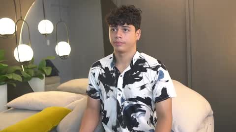 Snapshot of ethan_occonor chatting on September 13, 2:17 pm ethan_occonor online show from September 13, 2:17 pm