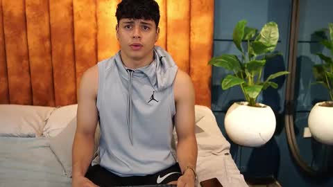 Snapshot of ethan_occonor chatting on September 15, 10:48 am ethan_occonor online show from September 15, 10:48 am