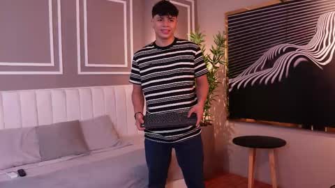 Snapshot of ethan_occonor chatting on October 29, 11:34 am ethan_occonor online show from October 29, 11:34 am