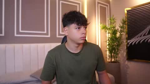 Snapshot of ethan_occonor chatting on November 20, 12:05 pm ethan_occonor online show from November 20, 12:05 pm