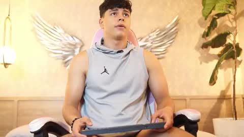 Snapshot of ethan_occonor chatting on November 26, 1:01 pm ethan_occonor online show from November 26, 1:01 pm