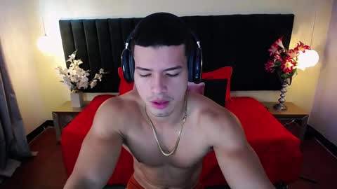 ETHAN RODGERS online show from September 17, 7:59 pm