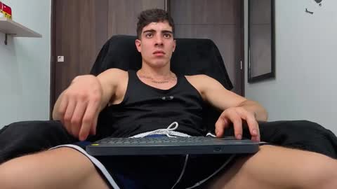 Snapshot of ethangreey1 chatting on September 10, 3:34 pm ethangreey1 online show from September 10, 3:34 pm