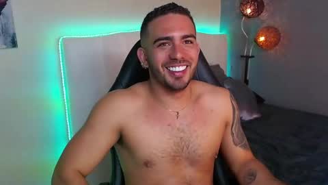 Ethan online show from June 4, 10:38 pm