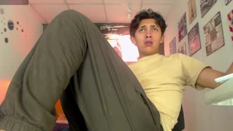 ETHAN online show from October 25, 4:42 am