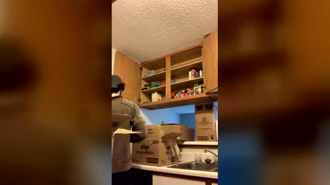 ethb0211 online show from March 22, 8:23 pm