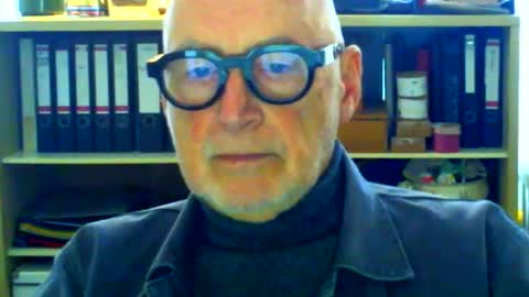 Snapshot of etonne chatting on October 23, 11:42 am etonne online show from October 23, 11:42 am