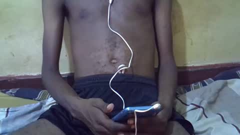 etrar_largedick online show from February 13, 1:29 am