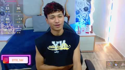 ette online show from October 1, 3:12 am