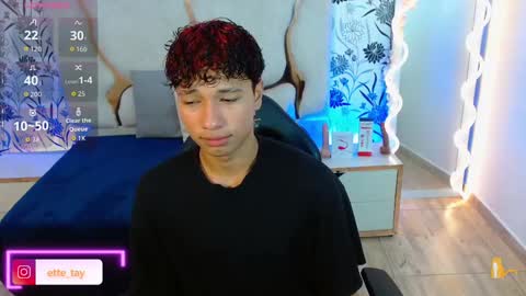 ette online show from October 7, 3:04 am