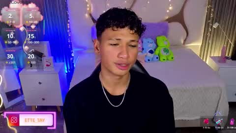 ette online show from March 20, 7:52 pm