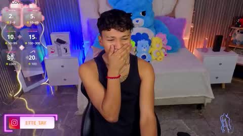 ette online show from March 24, 3:22 am